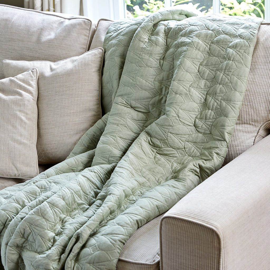Cotton quilted bedspread pistachio
