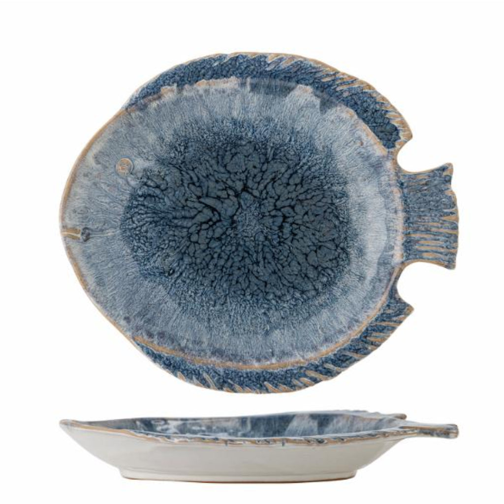Fae Serving Plate on white background