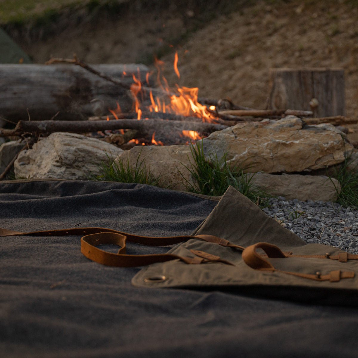 Waxed Canvas & Leather Picnic Rug - Life of Riley