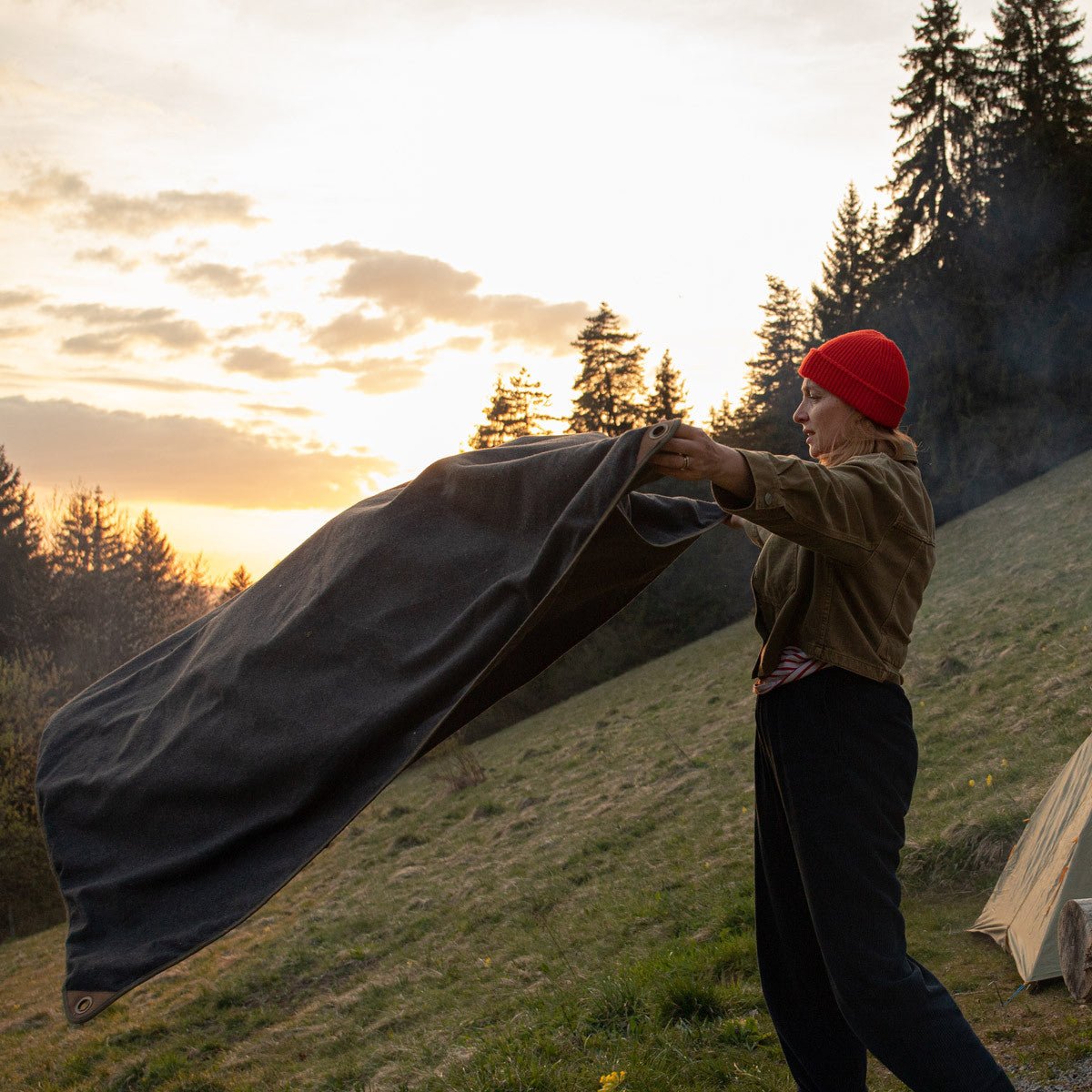 Waxed Canvas & Leather Picnic Rug - Life of Riley