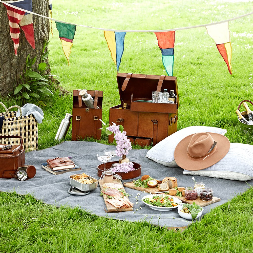 Waxed Canvas & Leather Picnic Rug - Life of Riley
