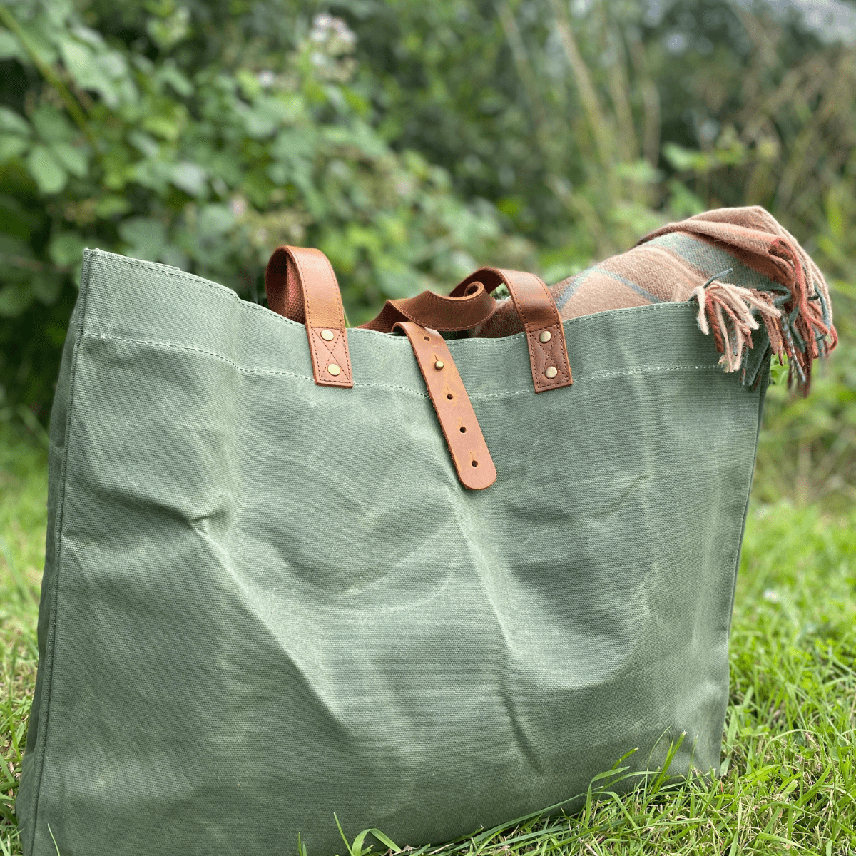 Waxed Canvas Tote Bag - Life of Riley