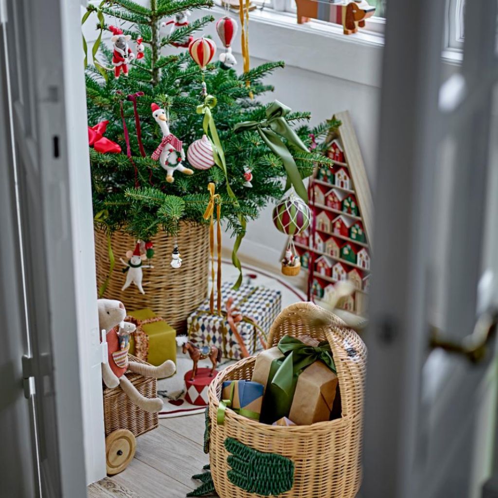 Christmas Decoration - Arlo