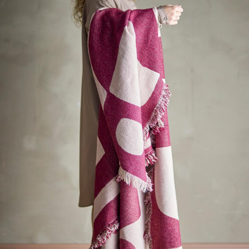 Olica Throw