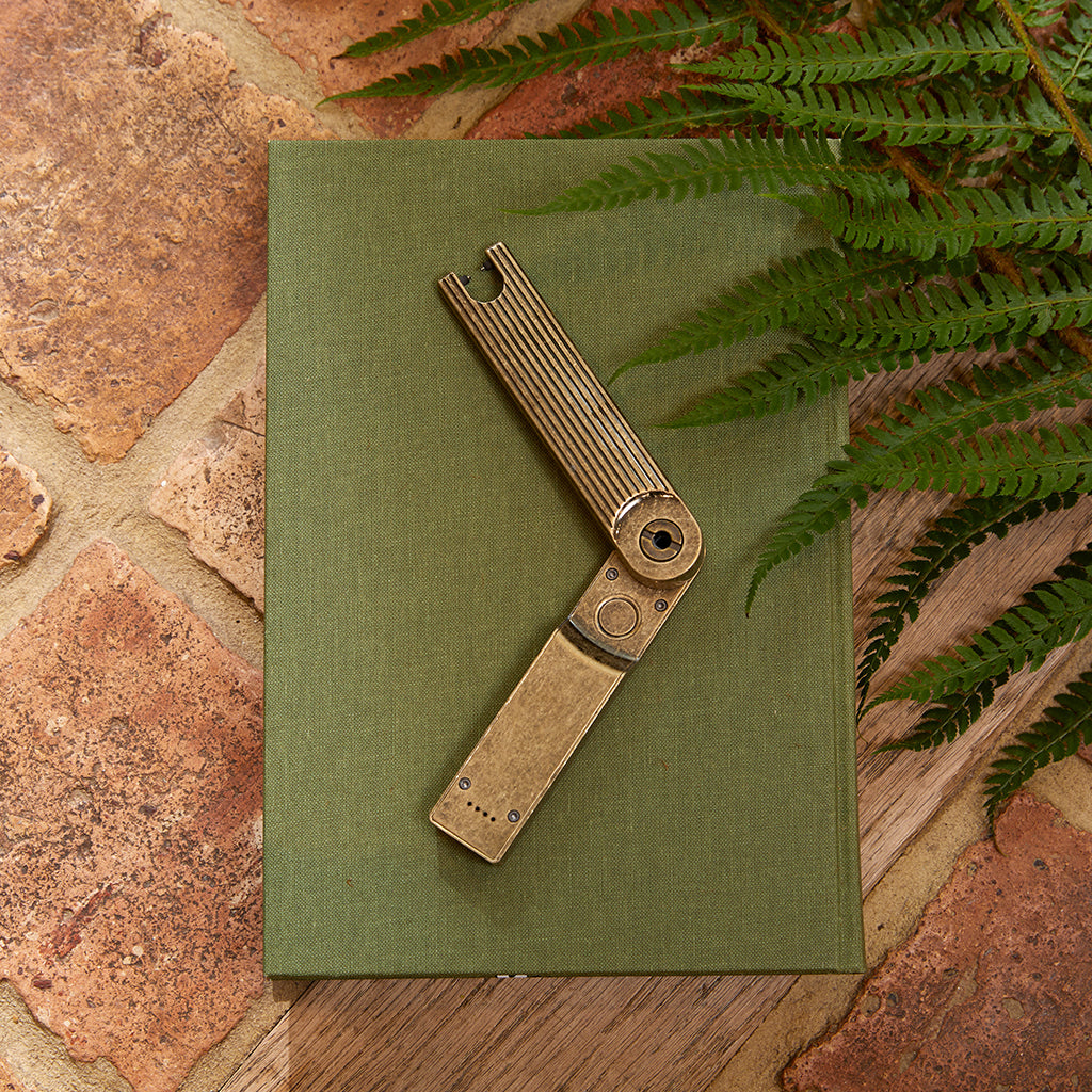 Pivot Arc Lighter - Brass