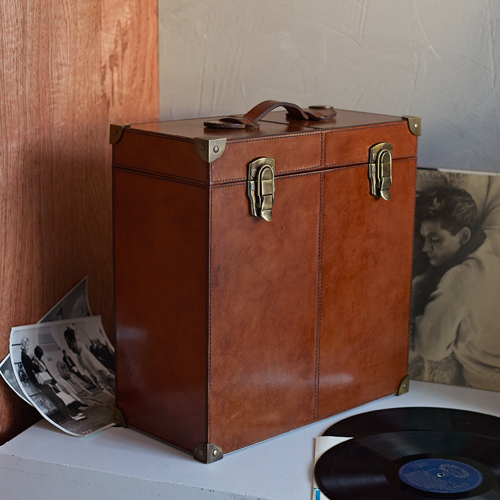 Leather vinyl storage case closed