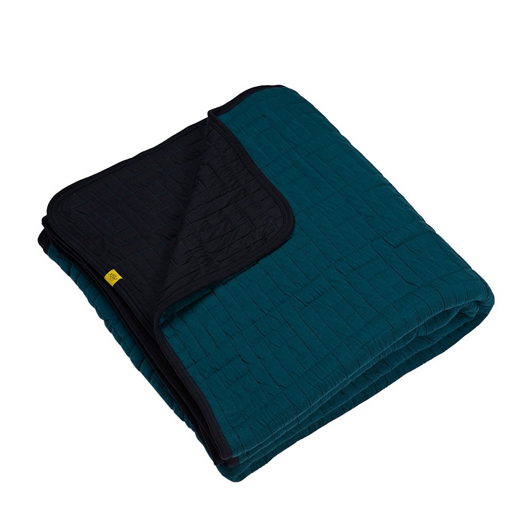 Reversible Quilted Cotton Bedspread Navy Teal - Life of Riley